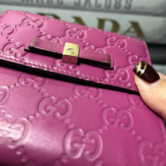 Gucci Pink Guccissima Bow Compact Wallet GUC - Picture 11 of 17